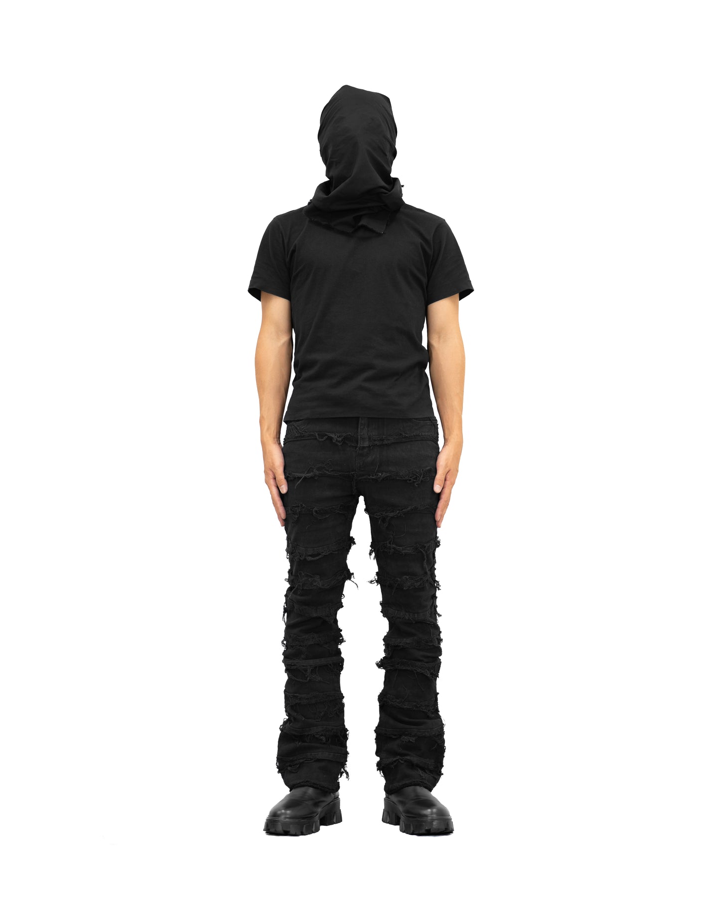 『予約商品』ALL-OVER DESTROYED STRETCH JEANS