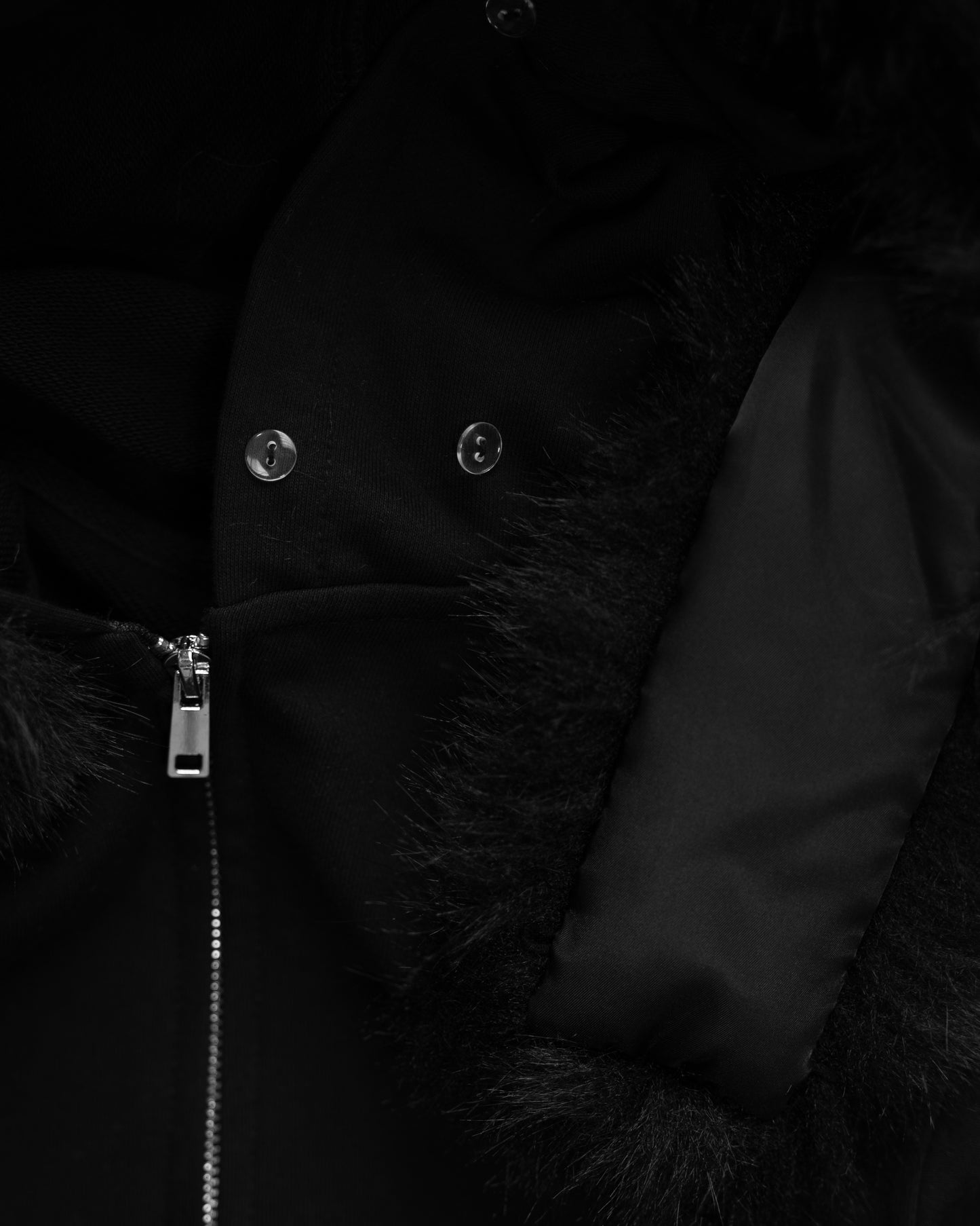 “CROPPED FUR BLACK HOODIE”
