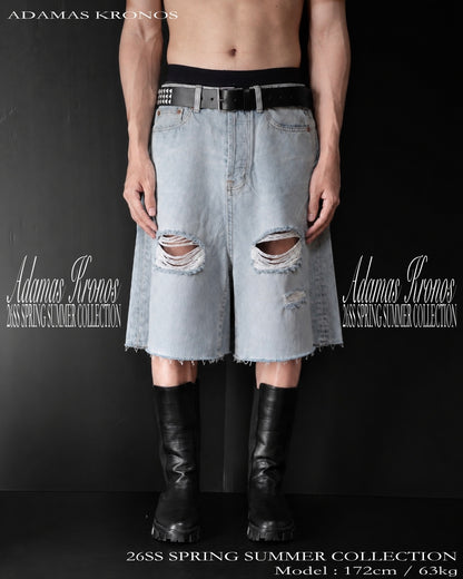 ICE BLUE DAMAGE DENIM SHORTS