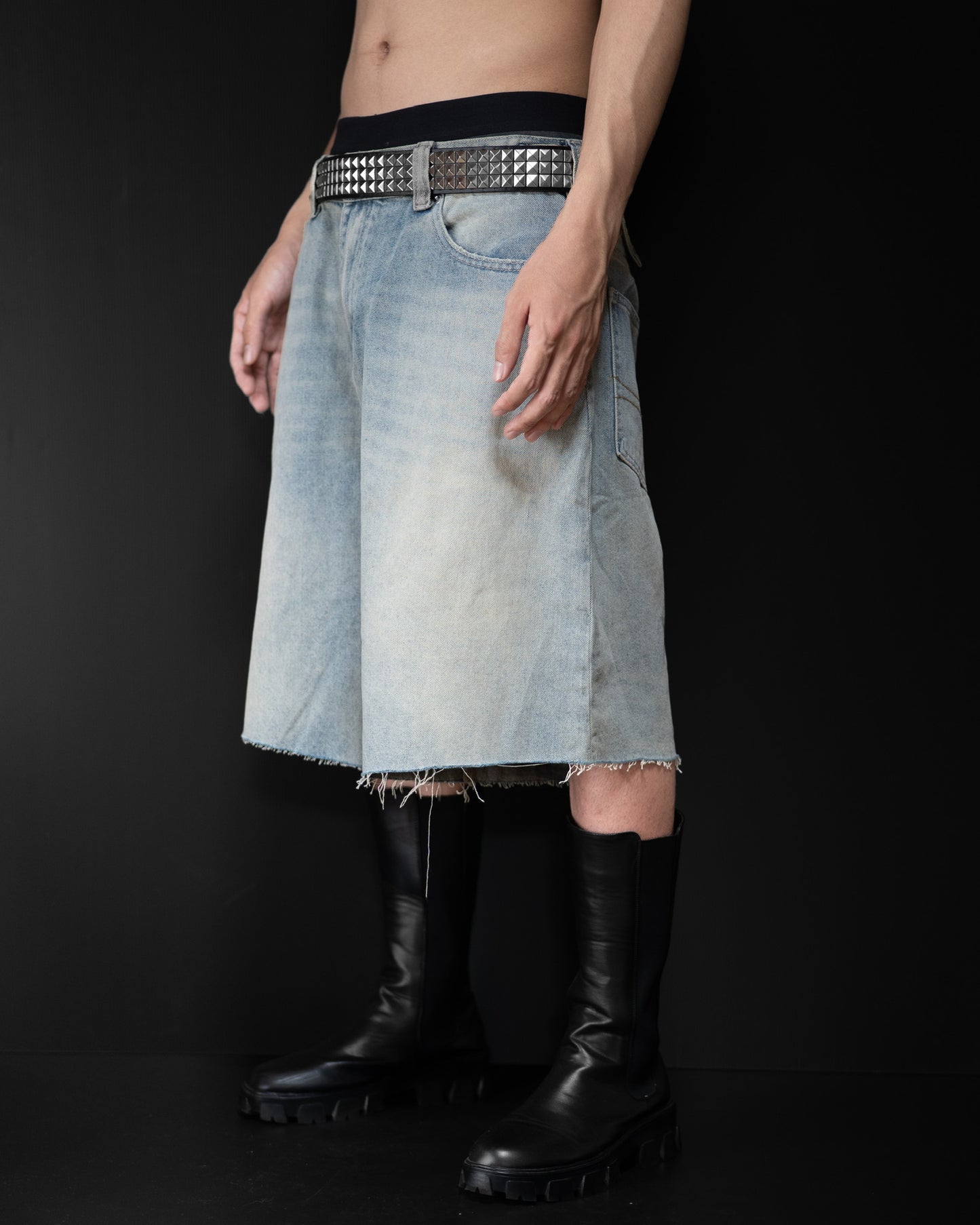 ICE BLUE DENIM SHORTS
