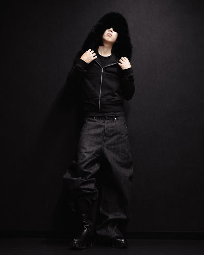 “VOLUME SHAPED WIDE BLACK DENIM”