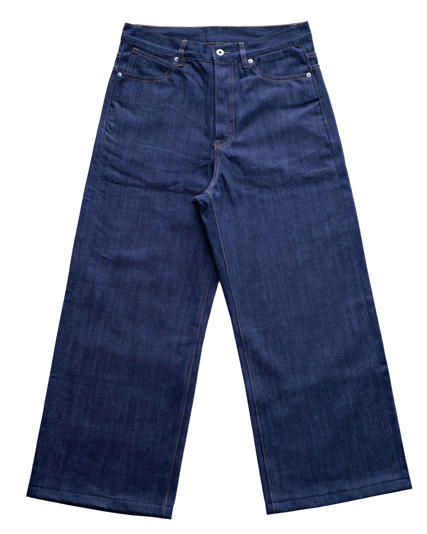 “VOLUME SHAPED WIDE BLUE DENIM”