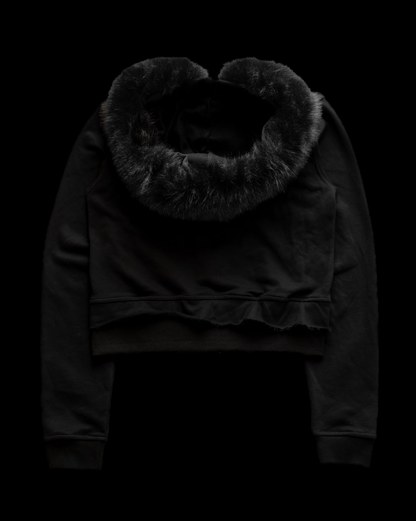 “CROPPED FUR BLACK HOODIE”