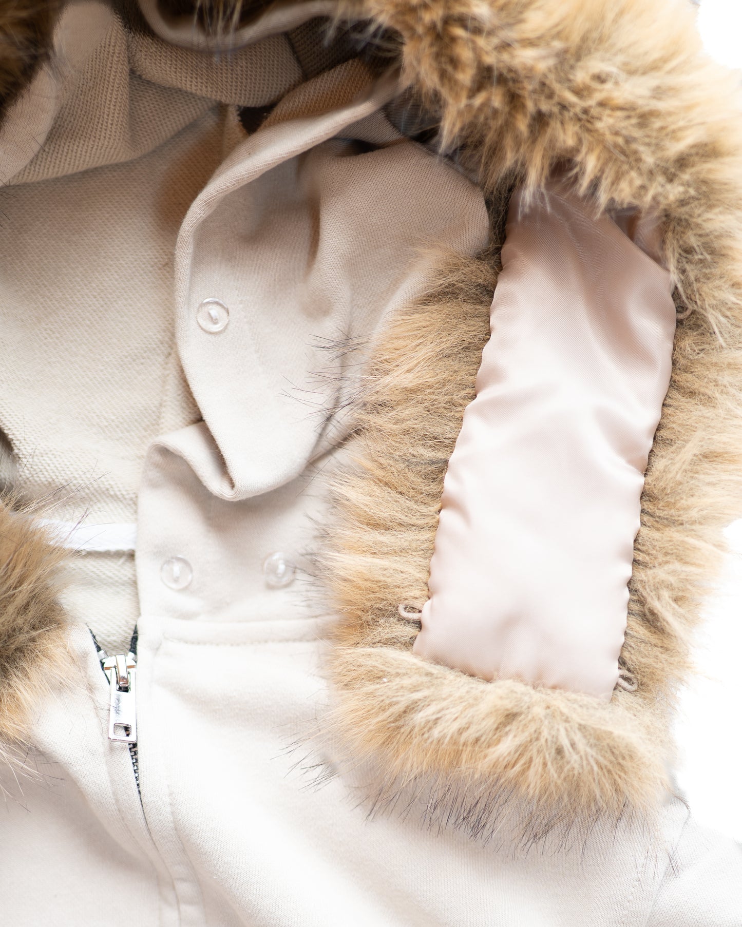 “CROPPED FUR BEIGE HOODIE”