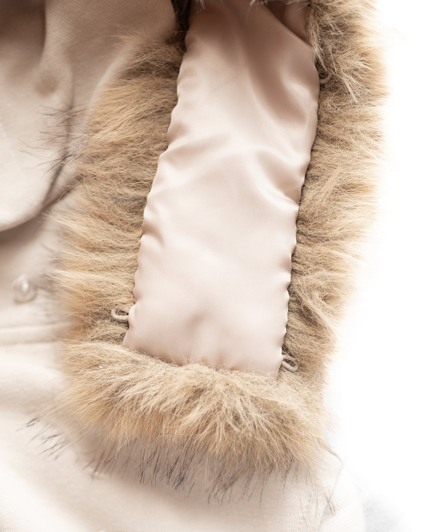 “CROPPED FUR BEIGE HOODIE”