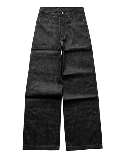 “VOLUME SHAPED WIDE BLACK DENIM”