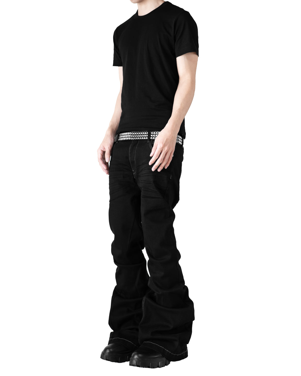 FLARED BLACK STRETCH PANTS – ADAMAS KRONOS