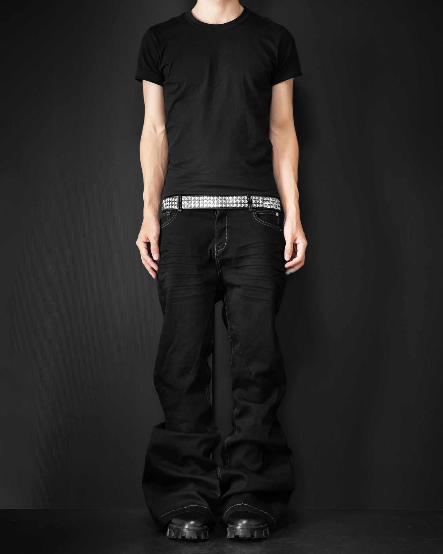 FLARED BLACK STRETCH PANTS