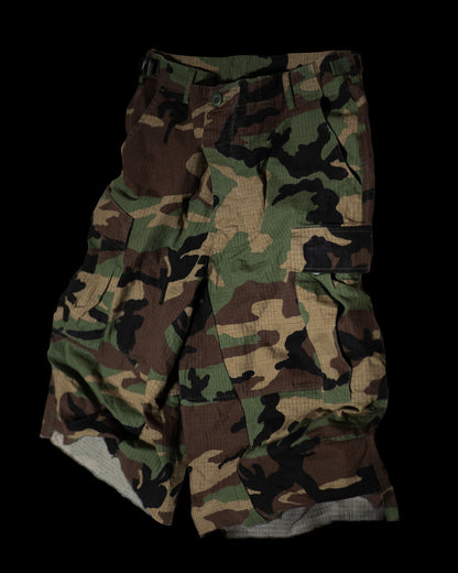 CAMO WIDE CARGO SHORTS