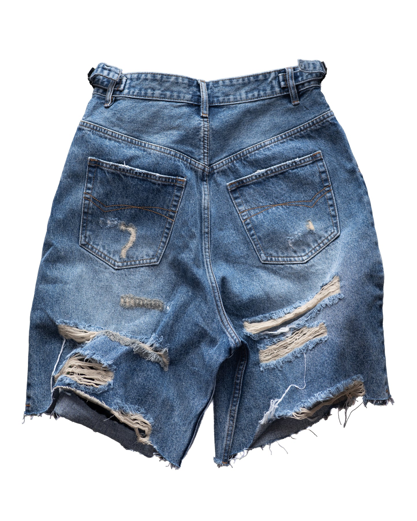 BLUE DAMAGE DENIM SHORTS