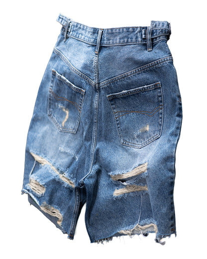 BLUE DAMAGE DENIM SHORTS