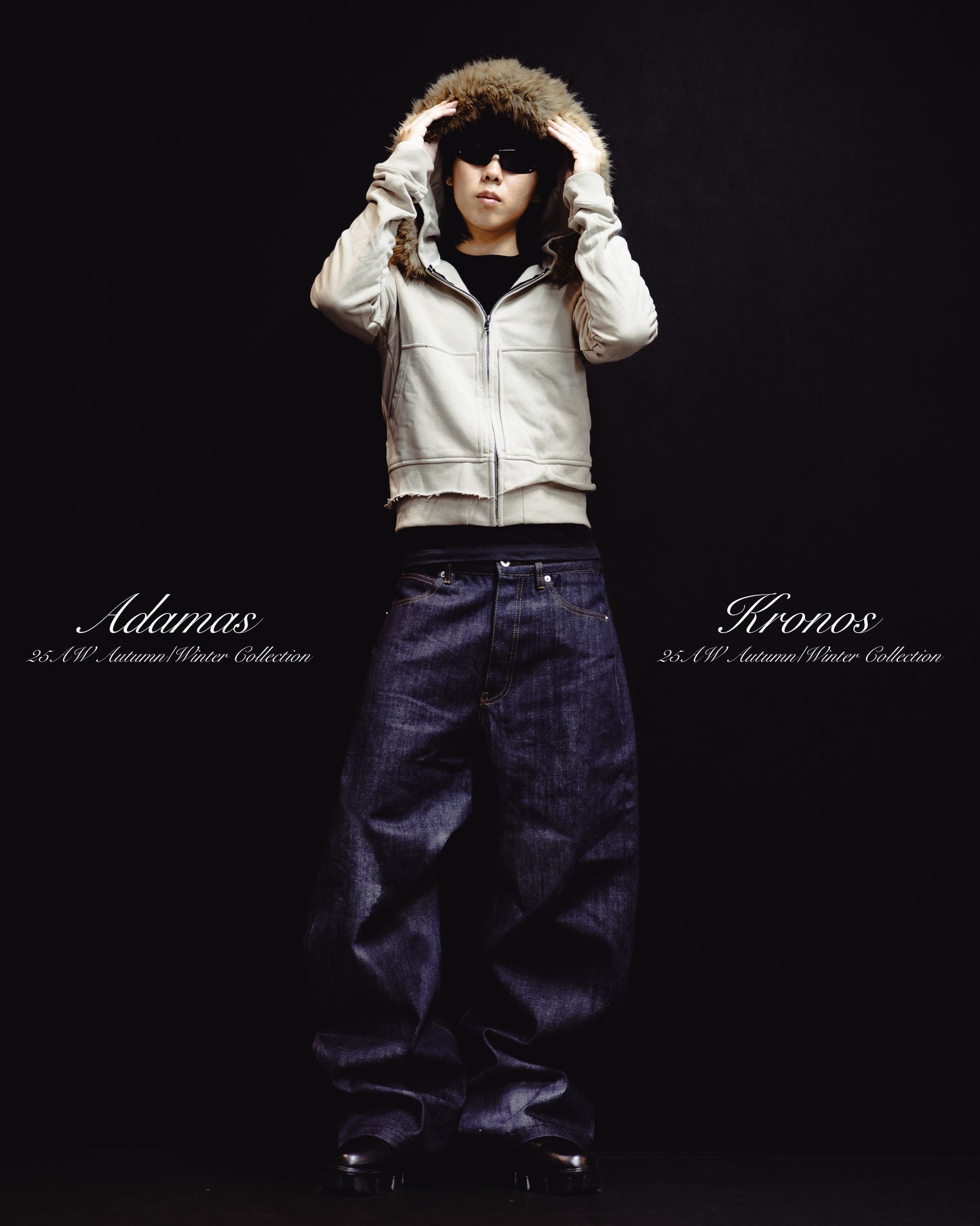 “VOLUME SHAPED WIDE BLUE DENIM”
