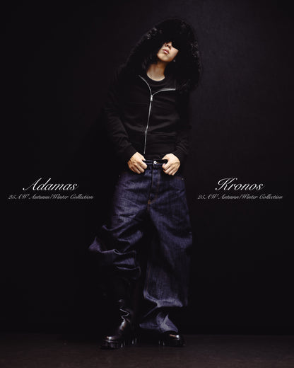 “VOLUME SHAPED WIDE BLUE DENIM”